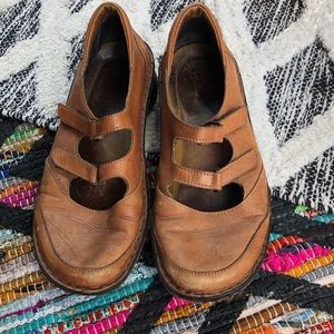 Naot Distressed Leather Loafers Strap On 8